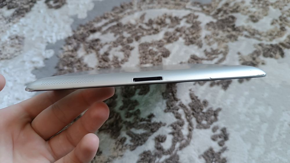 IPad 64 GB sotiladi B/U