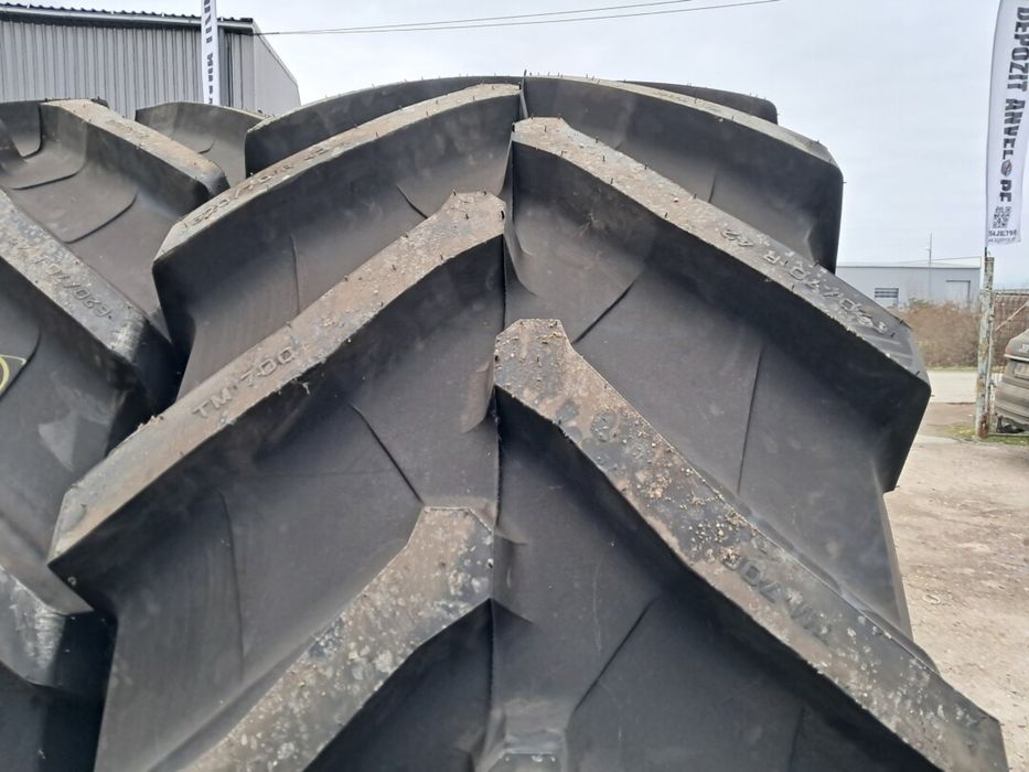 ANVELOPA 620/70 R42 TRELLEBORG TM 700 PROGRESSIVE TRACTION 166D TL (copie)  Cauciucuri tractor, Fiat, Case, Fendt, John Deere, New Holland, Massey Fer