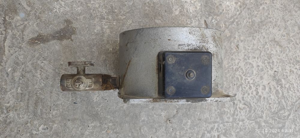 продаётся манометр электронный с реле