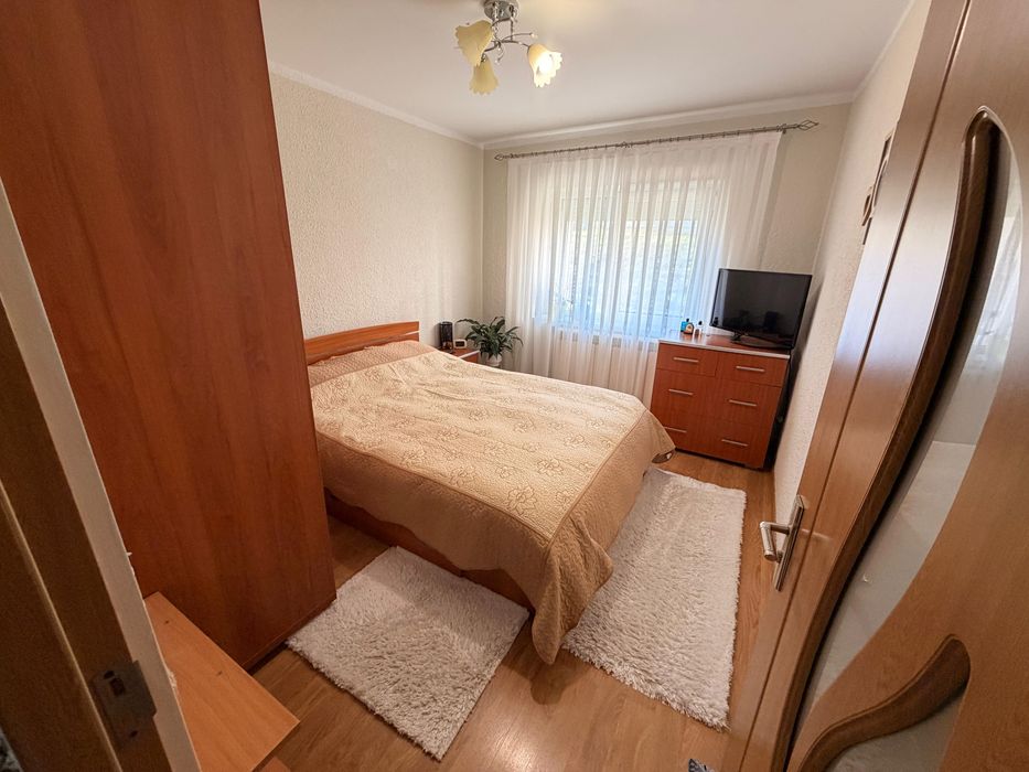 Vând Apartament 3 camere