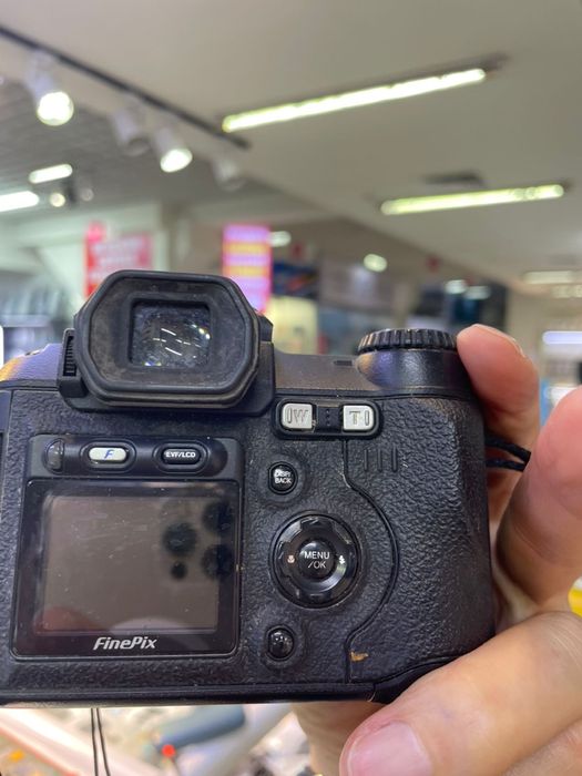 Fujifilm FinePix S5500