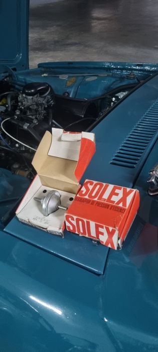 Vand doua bucati Solex regulator presiune combustibil dacia 1300