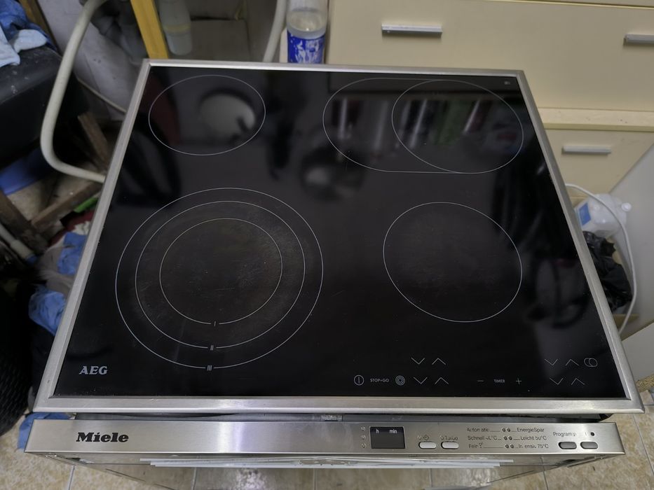 Керамичен плот AEG 66301 K-mn