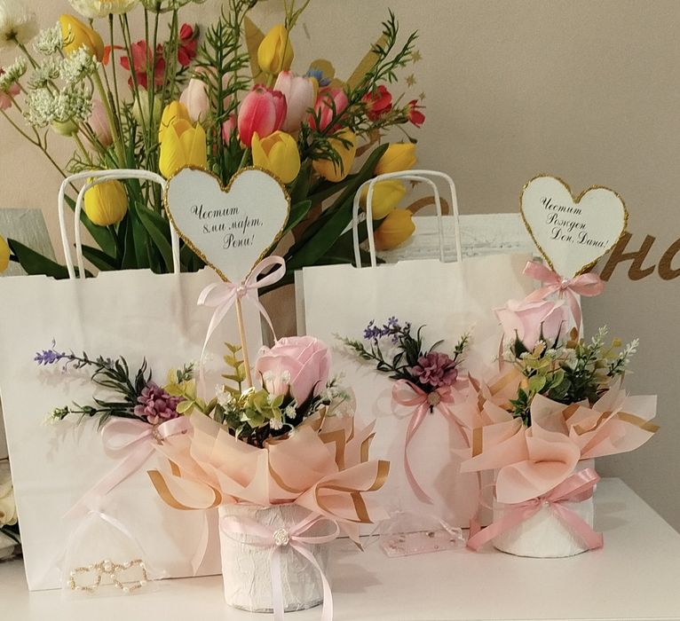 Декорация  цветя