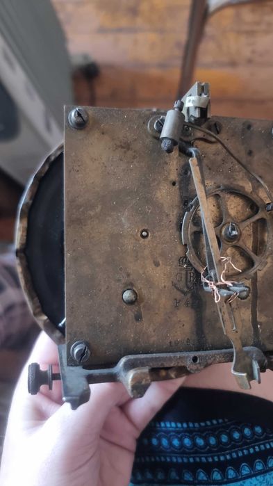 Часы старинные Gustav Becker