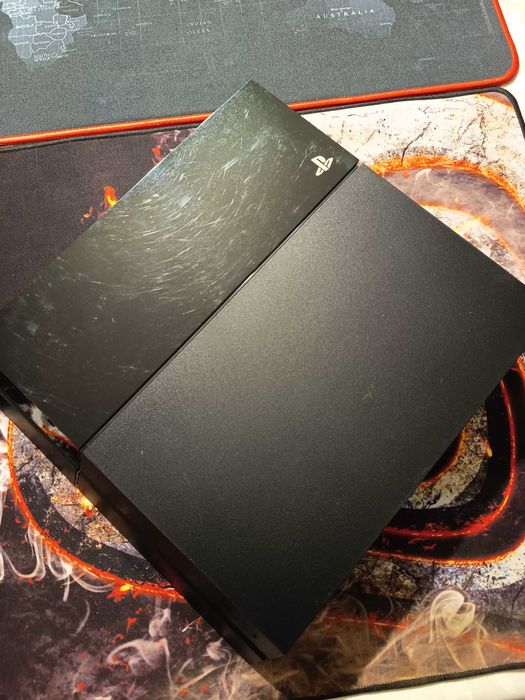 Consola PS4 Fat 2 TB HDD, Controller + 3 Jocuri Cadou