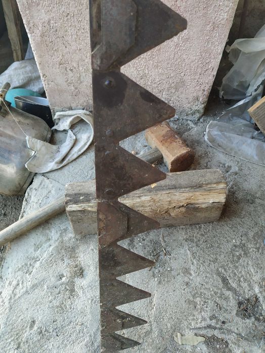 Lamă, cuțit originala pentru cositoare motocositoare Carpatina