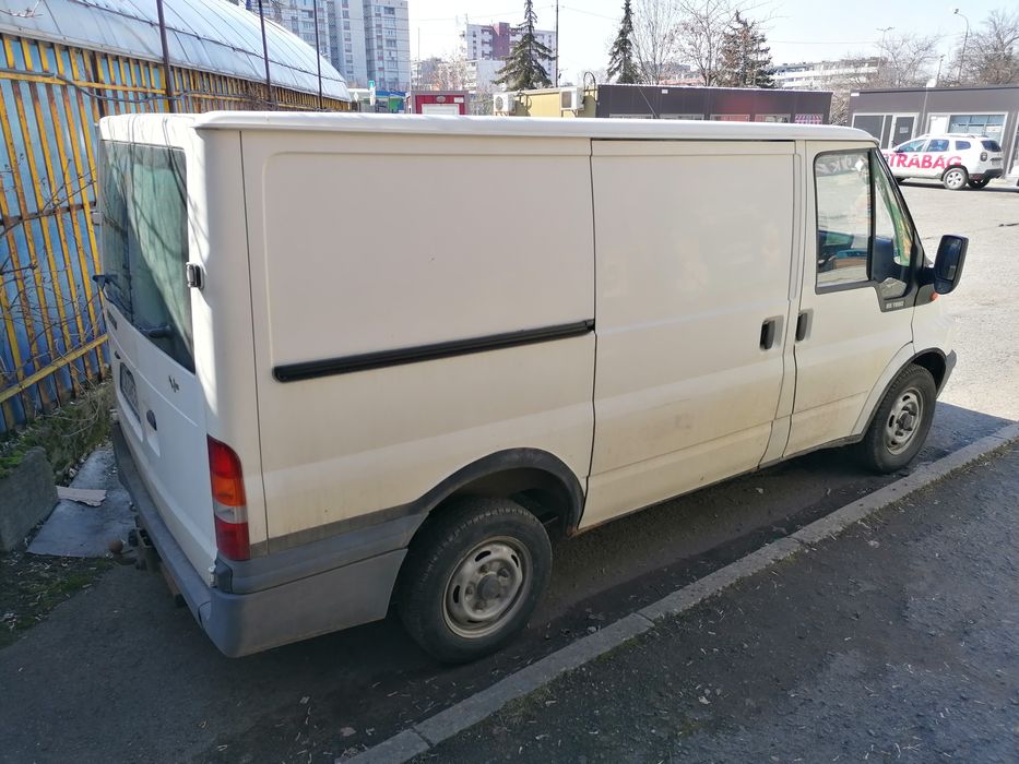 Товарен бус под наем 60 лв/ден