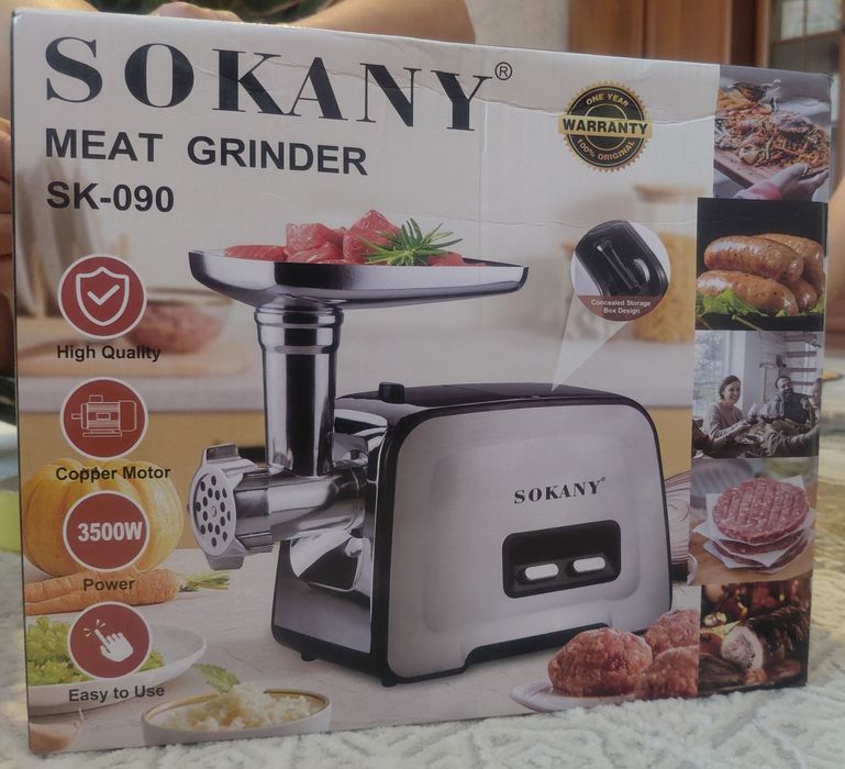 Продам электрическую мясорубку Sokany SK-090