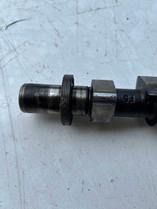 Разпределителен вал Рено Канго Дизел 1,9 литра 2001 година