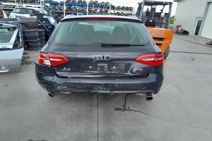 RAMPA INJECTOARE 06K133681A 06K133681A Audi A4 B8/8K (facelift)