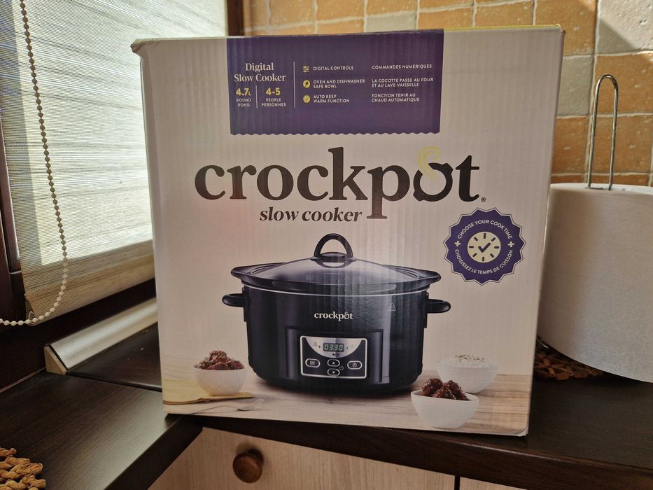 Slow Cooker 4.7L Digital Crockpot cu garantie