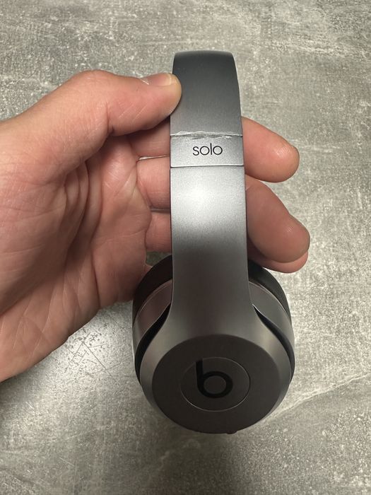 Beats Solo 2 Wireless