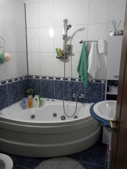 Apartament trei camere Otopeni
