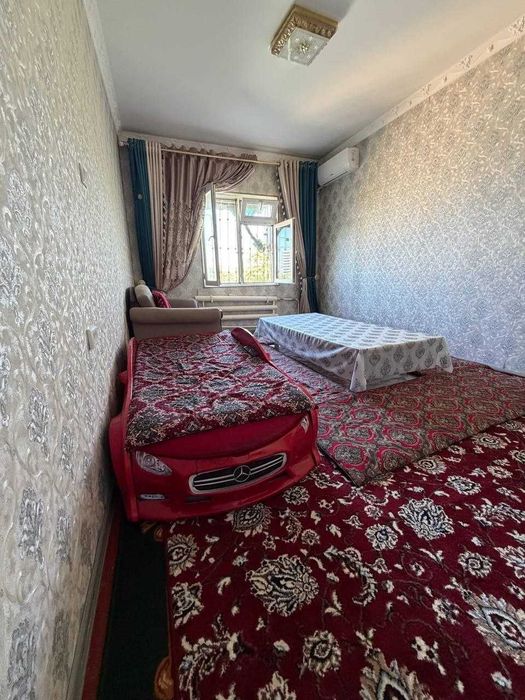 Продаётся 1-комнатная квартира возле базара Кадышева