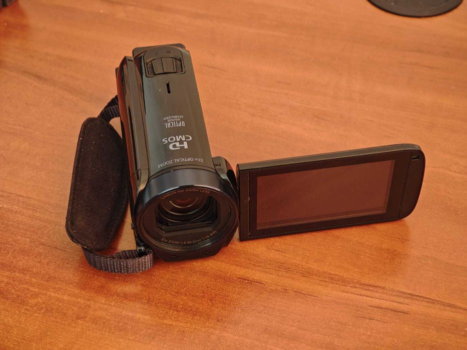 Videocameră Canon Legria HF R606 Full HD