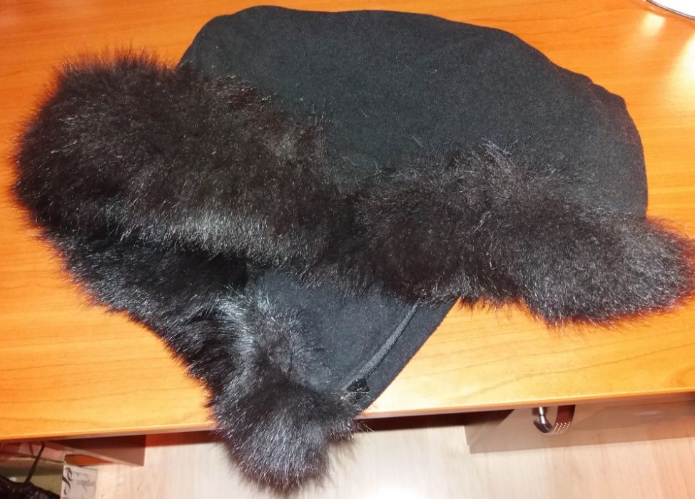 Pardesiu dama negru lung, lana si casmir