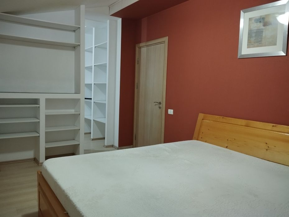 Proprietar închiriez et.1+2 in vila Roșu/Chiajna, 4 camere,2 bai,2 locuri  parcare