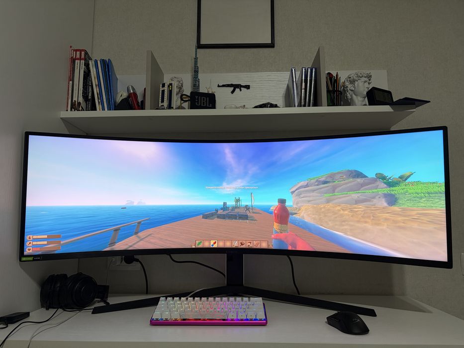Монитор Samsung Odyssey G9