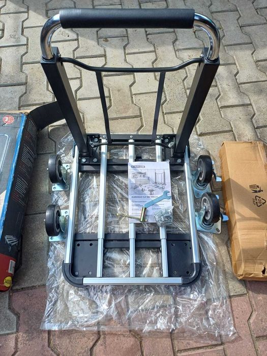 Carucior de transport din aluminiu