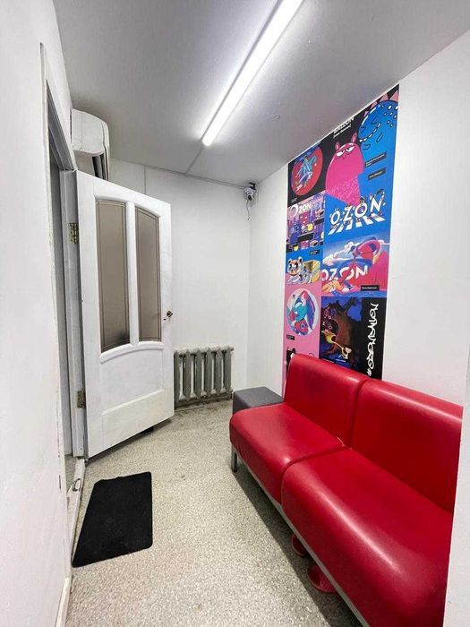 Продам в районе ЖД Вокзала