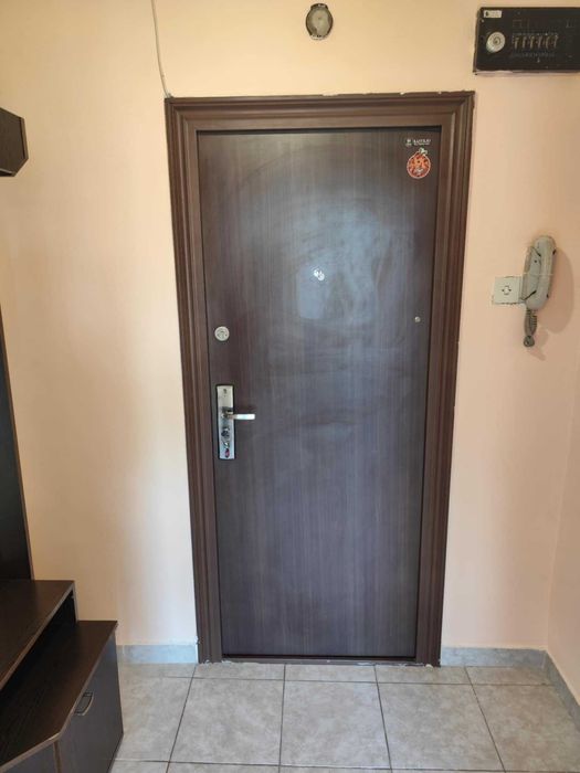 Дава се под наем Едностаен апартамент в Русе, Център - 45 кв.м за 298.86 € - Снимка #13