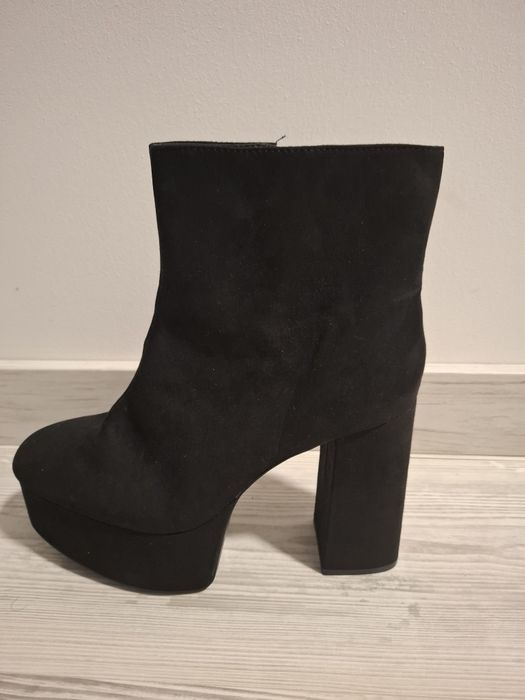 Botine dama ZARA, negre, cu platforma – NOI