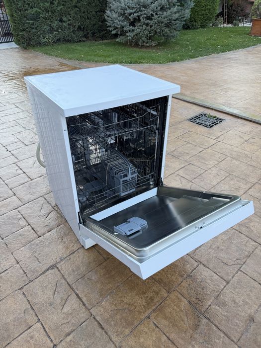 Masina de spalat vase noua