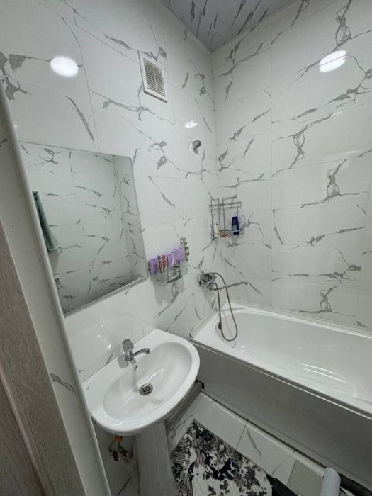 Юнус Ражабе метро якин жойда аренда безмаклер