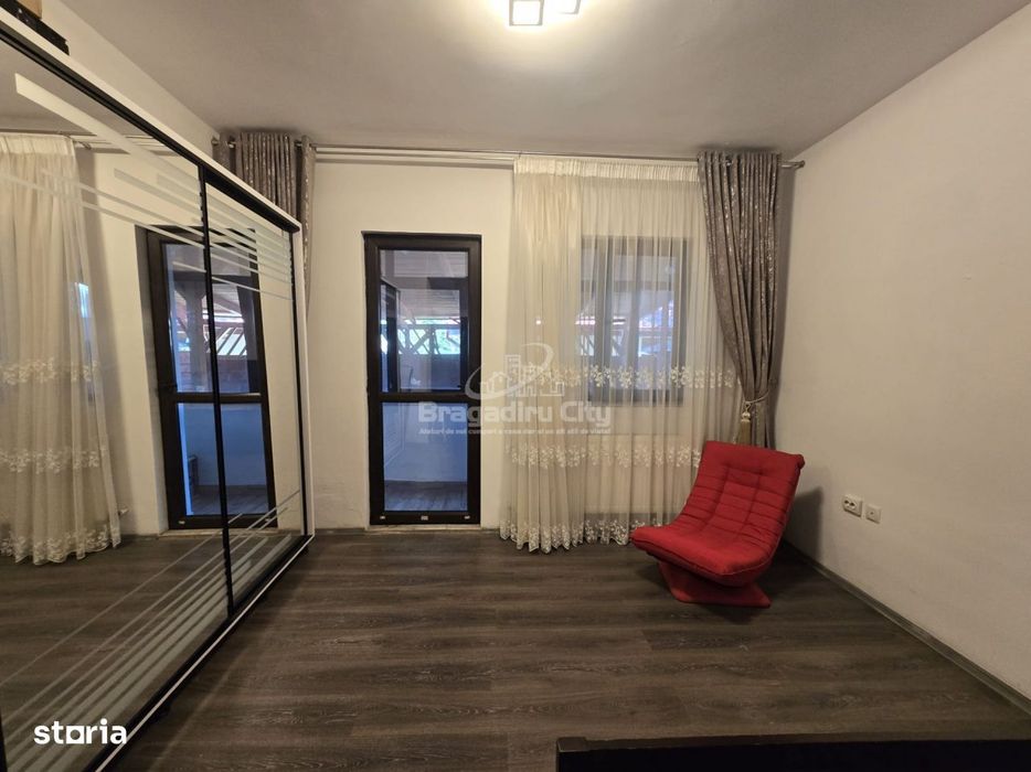 Inchiriere Apartament 3 cam cu curte Monumentului Bragadiru