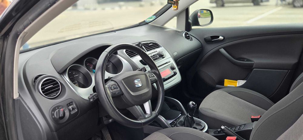 лек автомобил Seat Altea XL