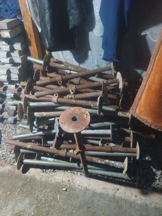 Vand schela constructii