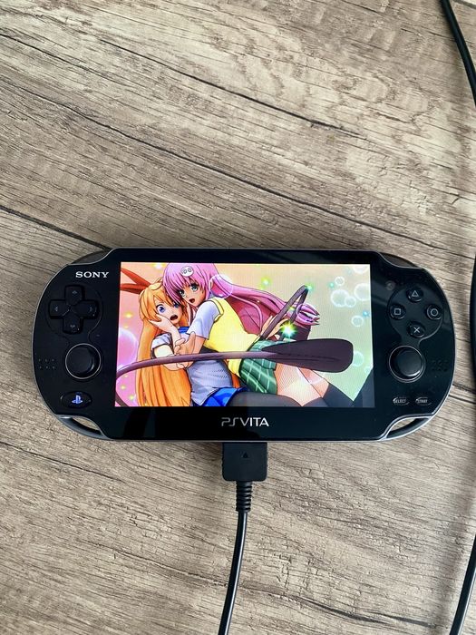 PS VITA Полный Комплект | СРОЧНО