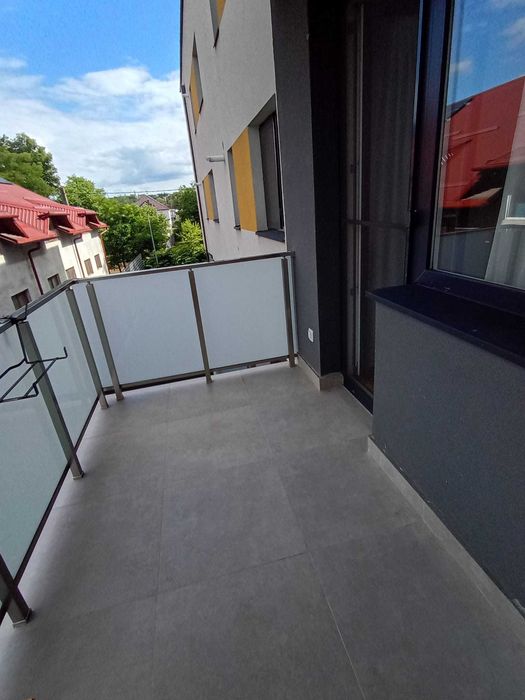 Inchiriez apartament  o camera+open space, zona Lidl Grănicerilor