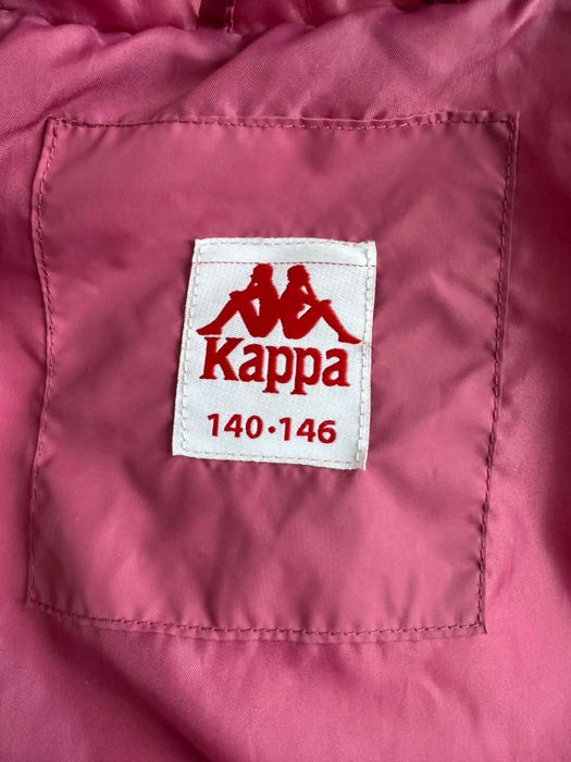 Продам куртку на девочку Kappa