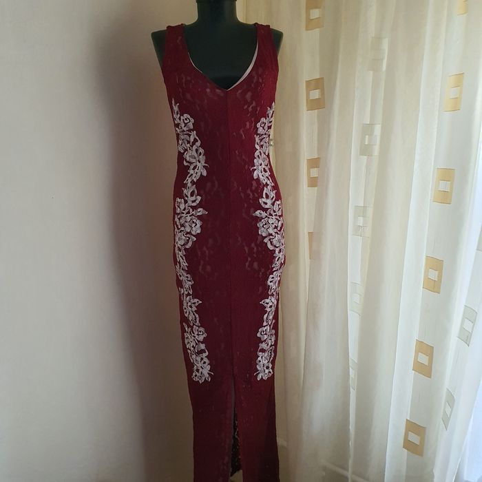 Rochie de seara din dantela mulata