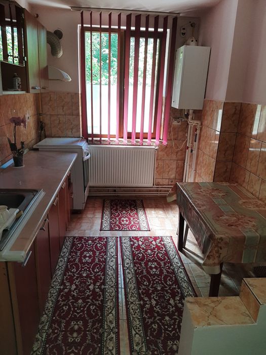 Inchiriez Ap 2 camere