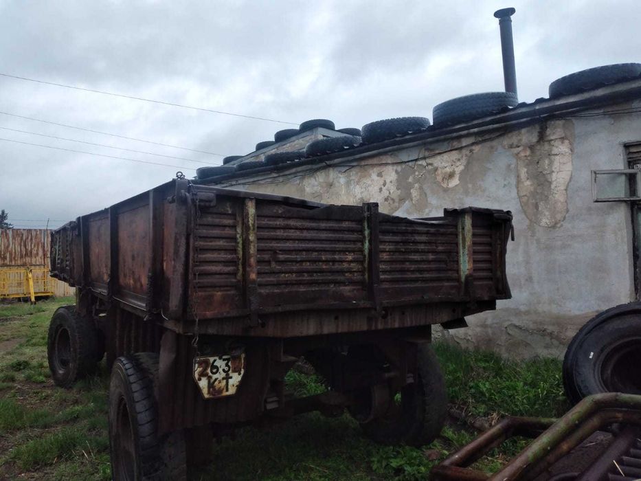 Продам прицеп, бортовой
