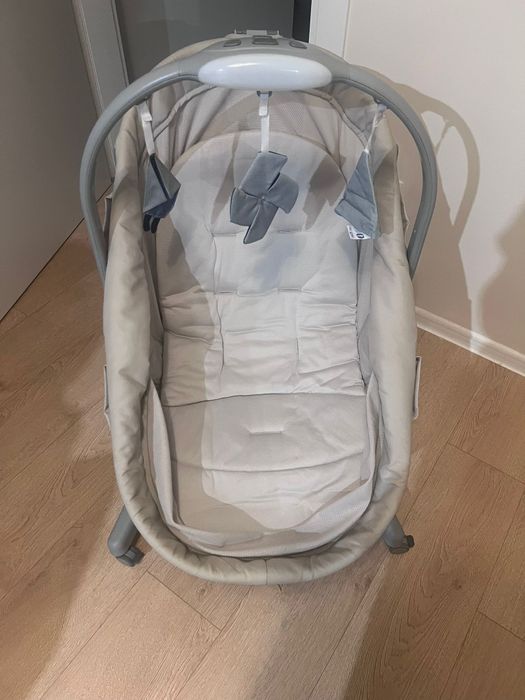 Chicco Baby Hug / Polly 5 în 1 – excelentă stare, ca nou!