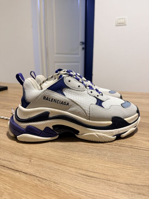 Balenciaga triple s
