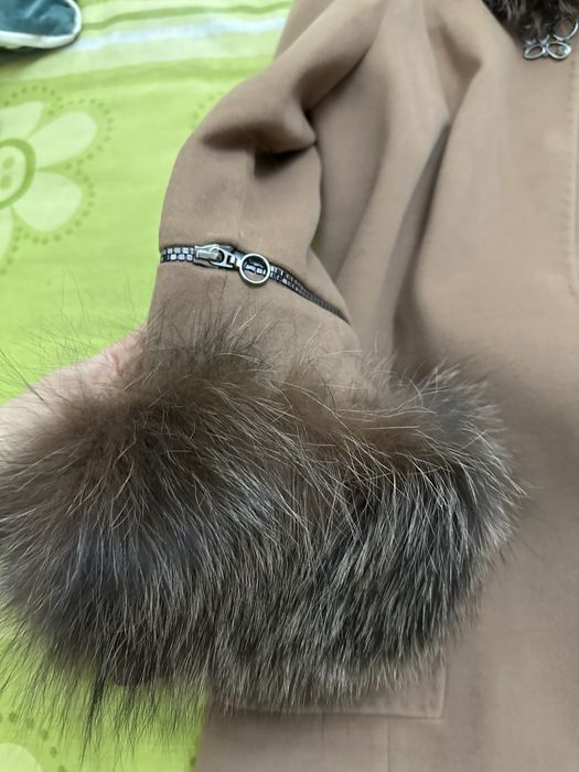 Продаю шикарное пальто