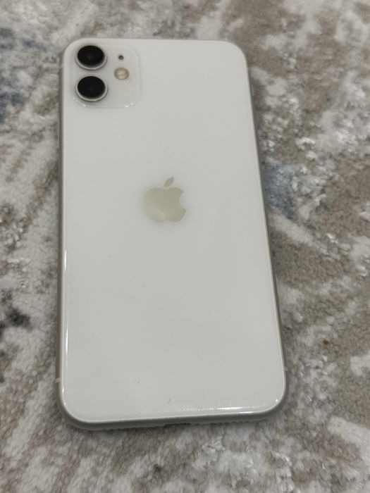Продается айфон 11 ( 2 симочный)