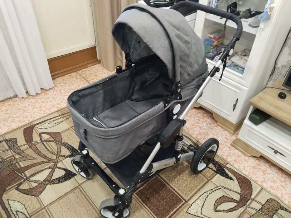 Детская коляска б/у