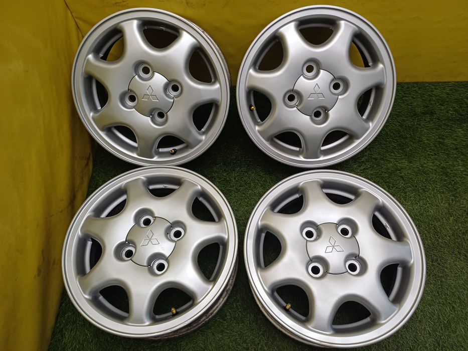 Диски R14 4x114.3 на Mitsubishi и другие.