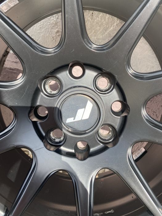Vand jante cu anvelope 4/100 r15