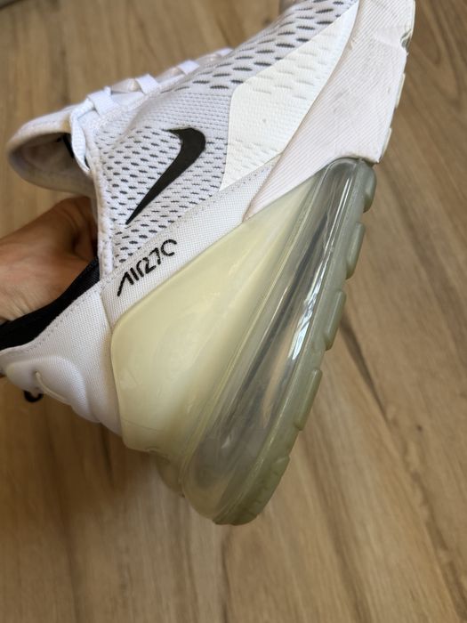 Оригинални бели маратонки NIKE AIR MAX 270! 45 н