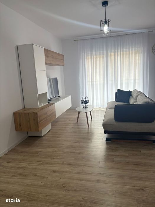 De inchiriat apartament 2 camere cu terasa si parcare