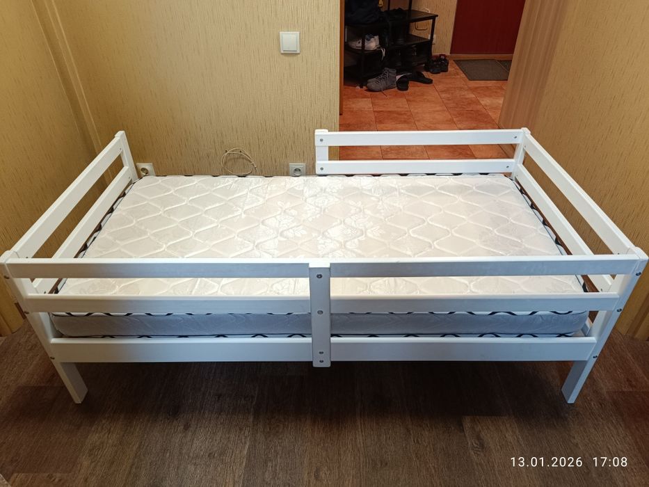Детская кровать 160х80.