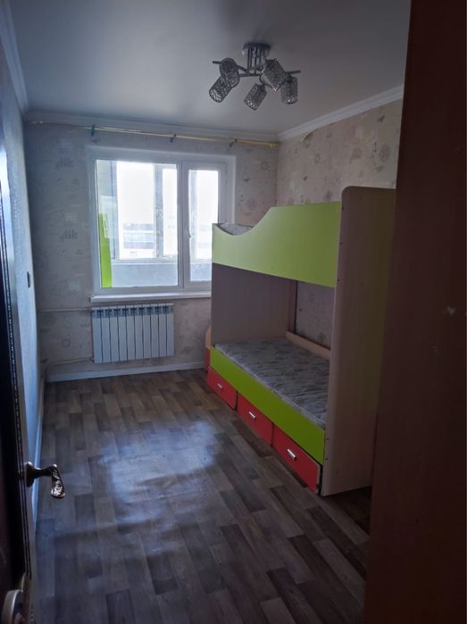 1 мкр 3 бөлмелі квартира сатылады