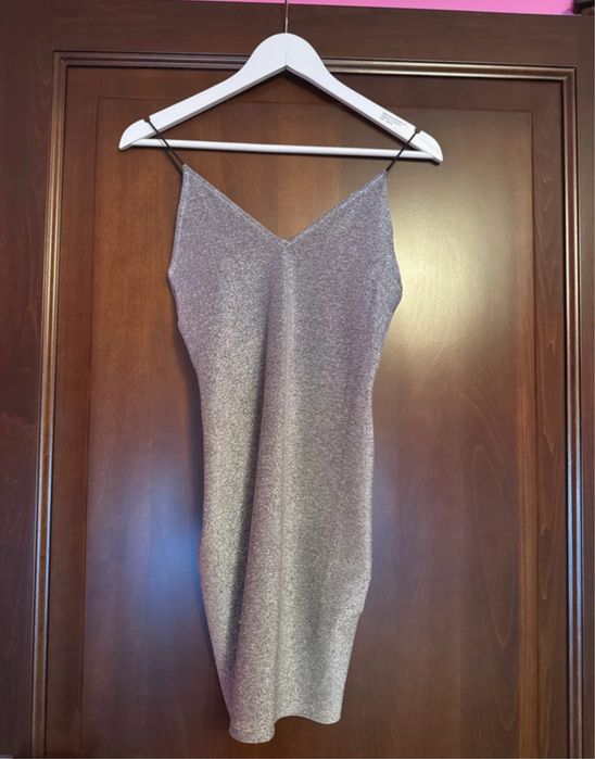 Rochie cu sclipici H&M – elegantă